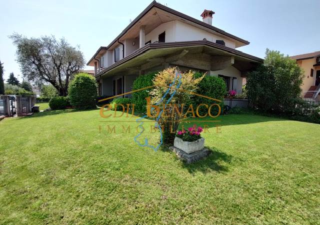 Sirmione Villa Bifamiliare